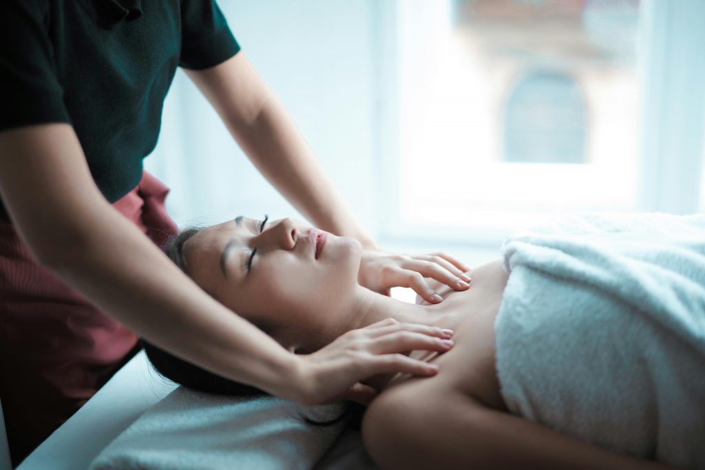 Un des soins bien-être: Le Drainage Lymphatique